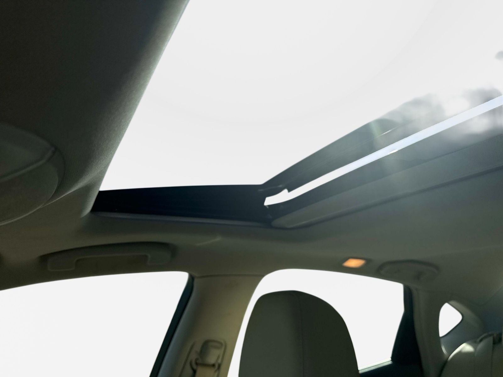 2015 INFINITI Q70 3.7