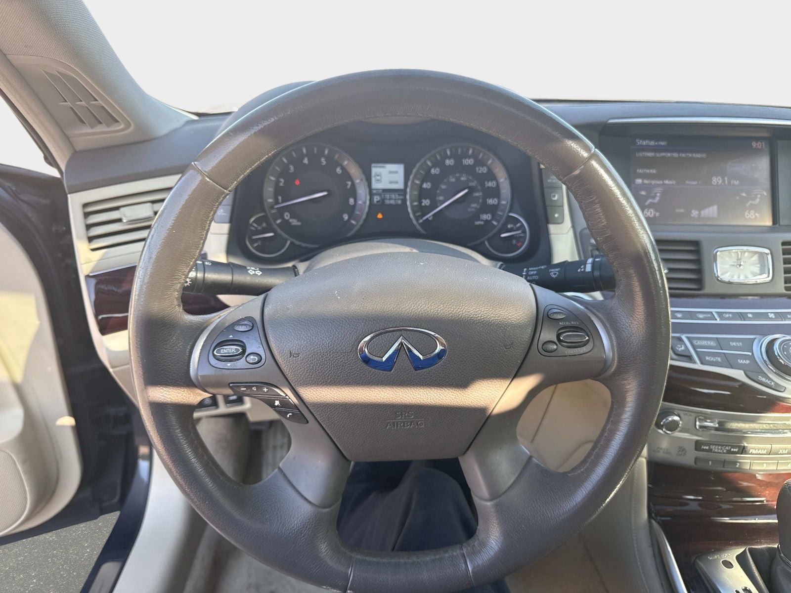 2015 INFINITI Q70 3.7