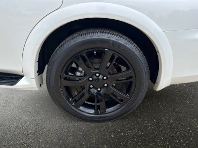 2022 INFINITI QX80 Premium Select