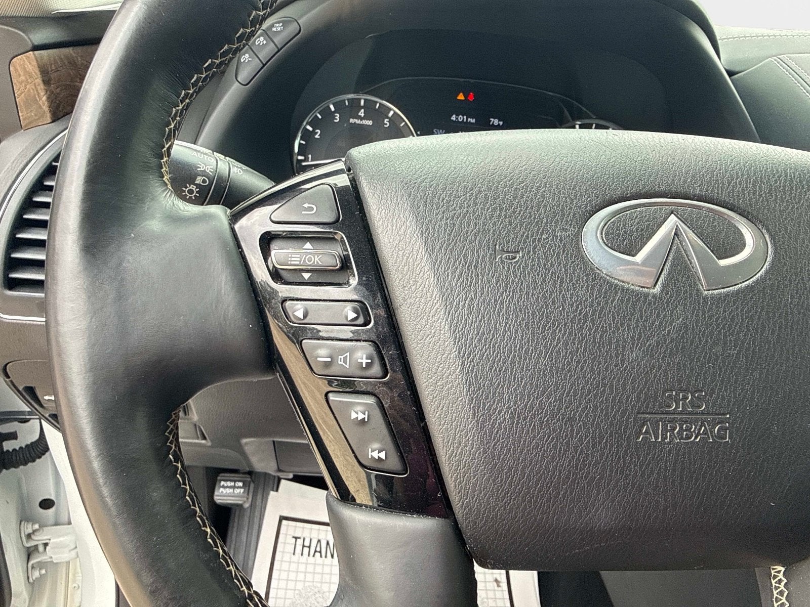 2022 INFINITI QX80 Premium Select