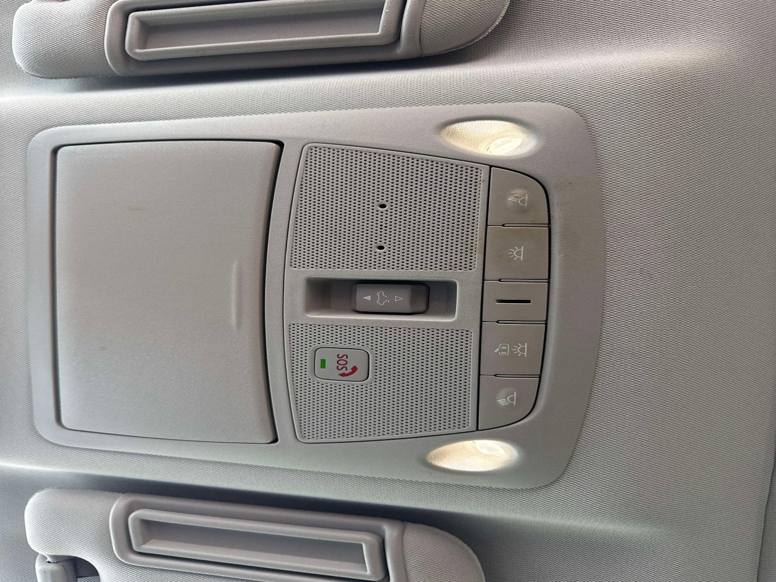 2022 INFINITI QX80 Premium Select