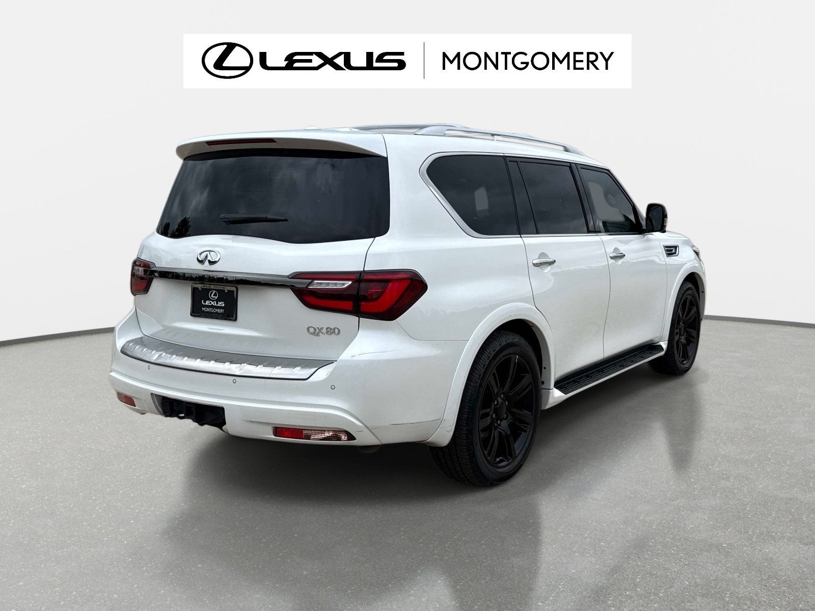 2022 INFINITI QX80 Premium Select