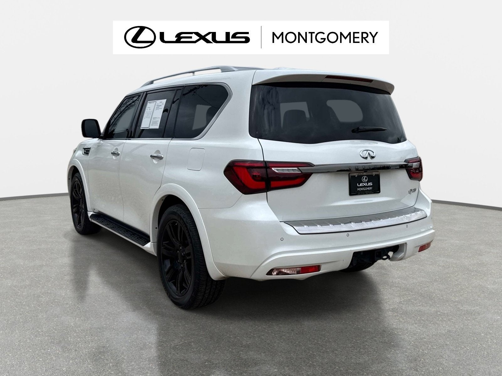 2022 INFINITI QX80 Premium Select
