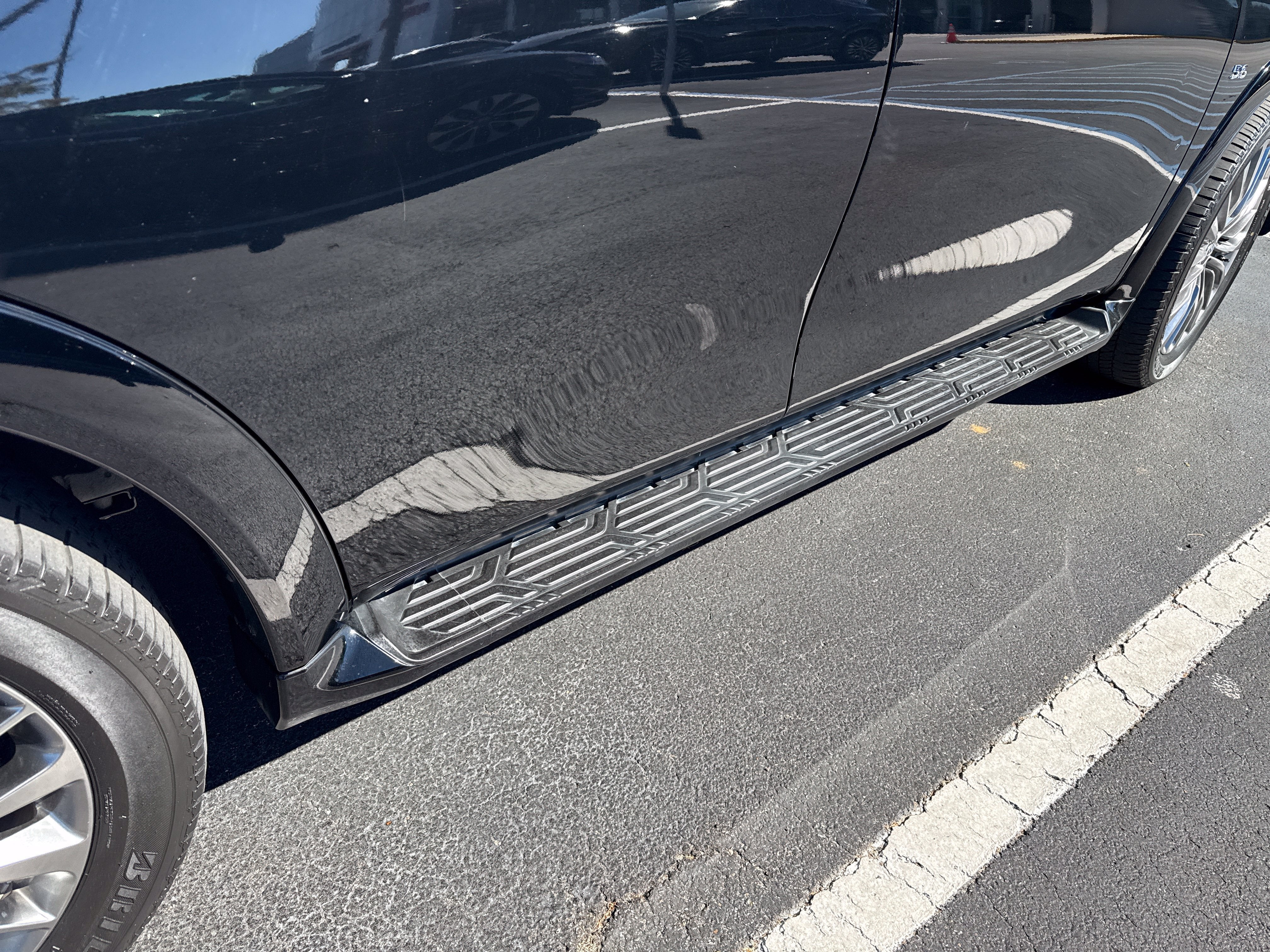 2019 INFINITI QX80 LUXE