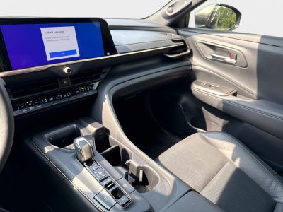 2023 Toyota Crown Platinum