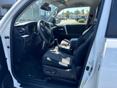 2022 Toyota 4Runner SR5
