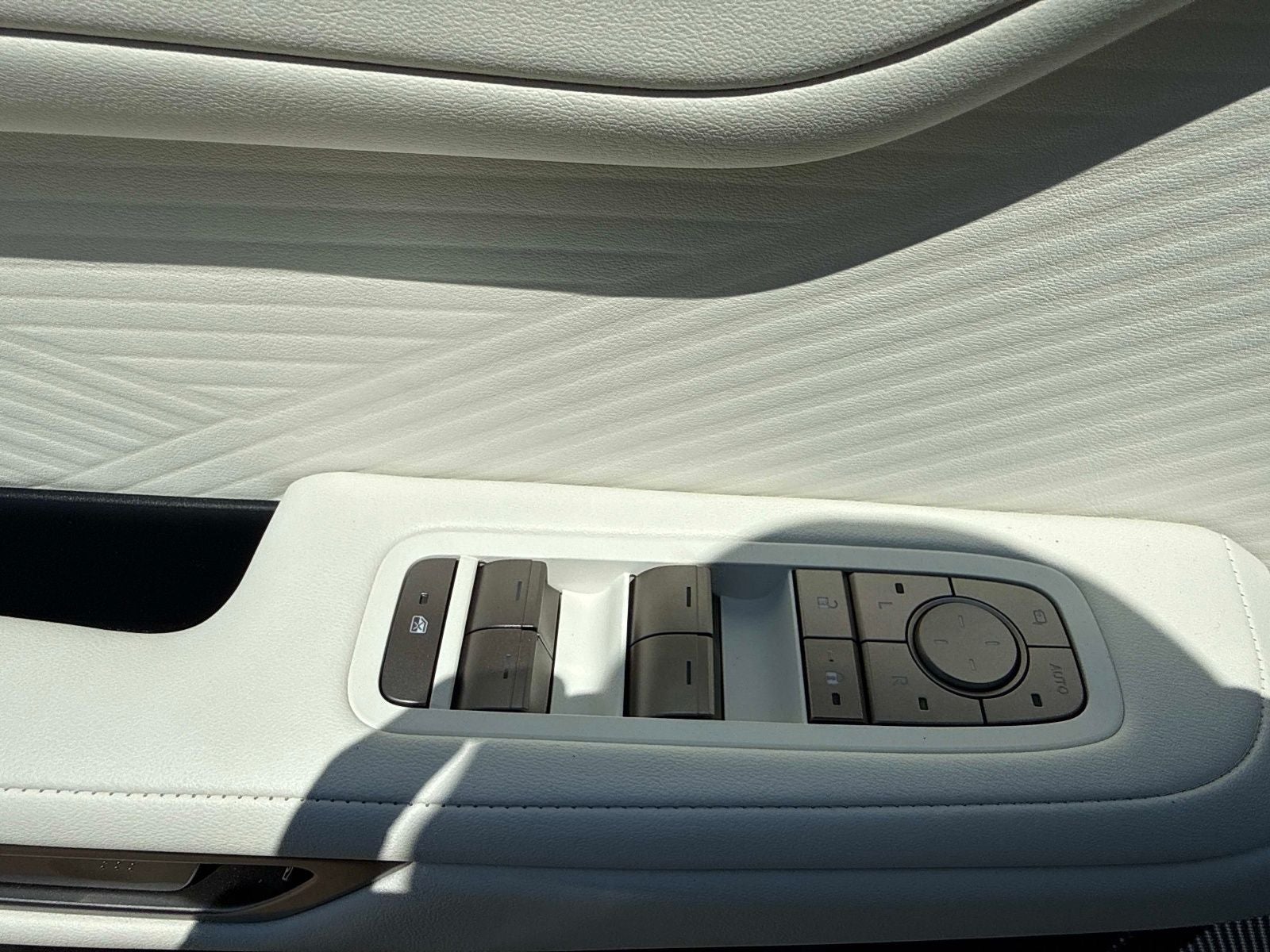 2026 Lexus ES ES 350e Premium
