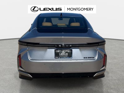 2026 Lexus ES 350e Luxury