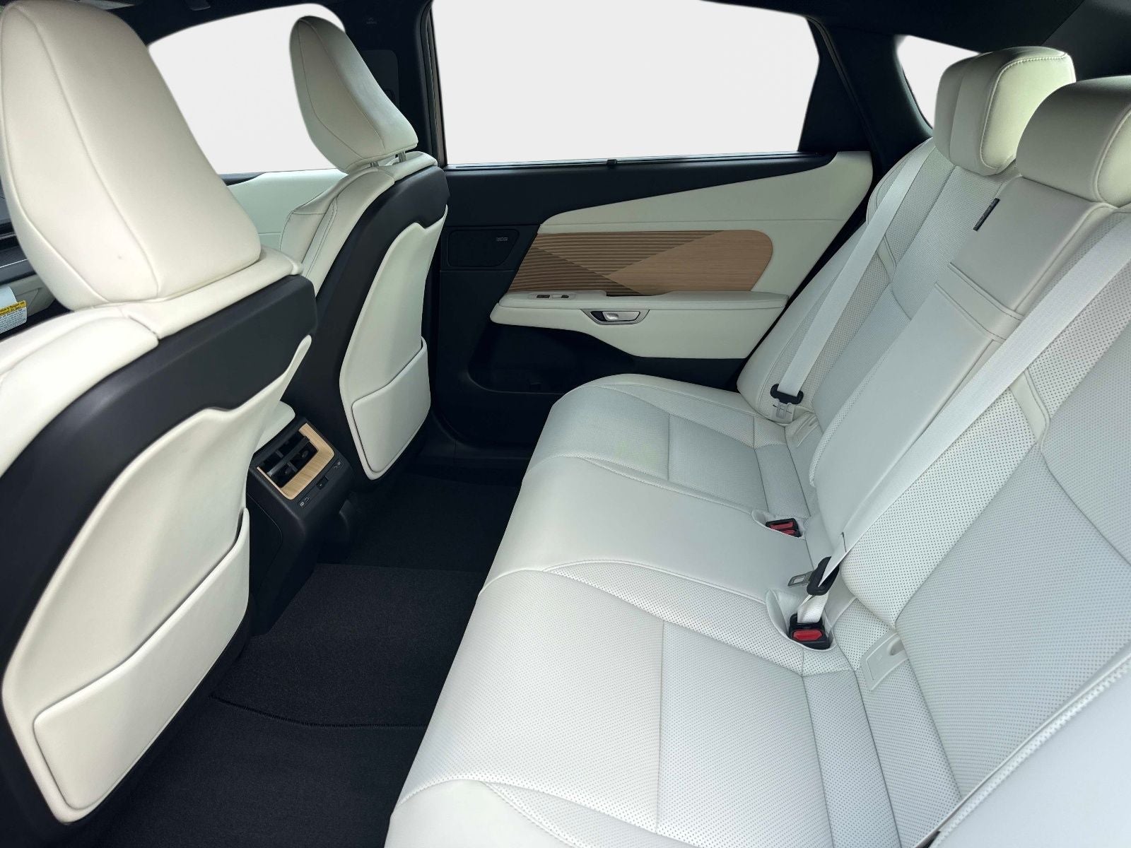 2026 Lexus ES ES 350e Luxury