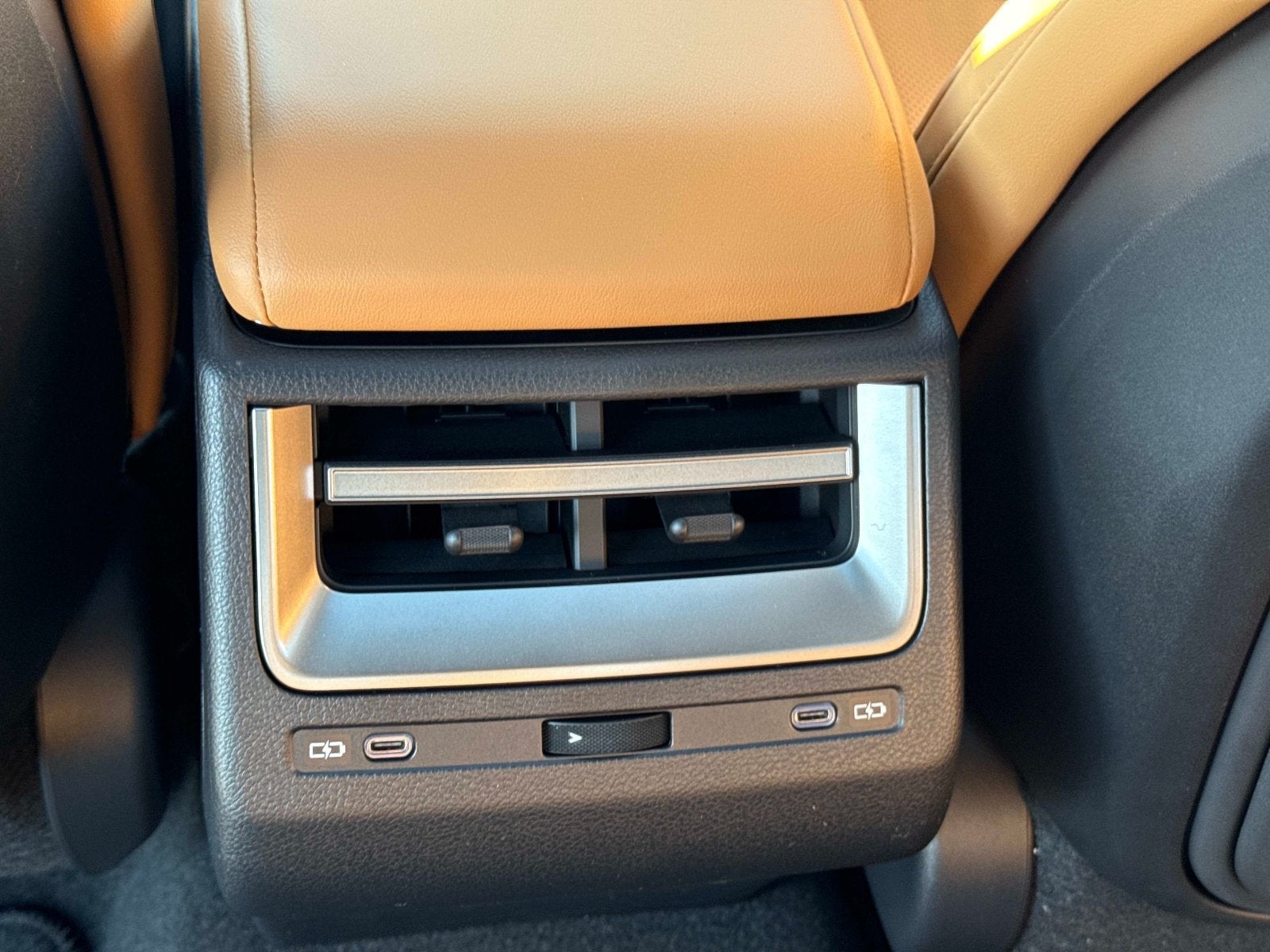 2026 Lexus ES 350h Premium+