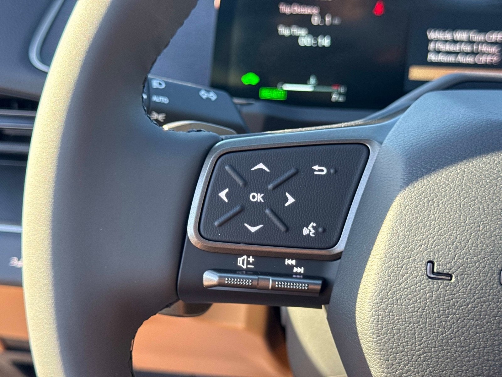 2026 Lexus ES 350h Premium+
