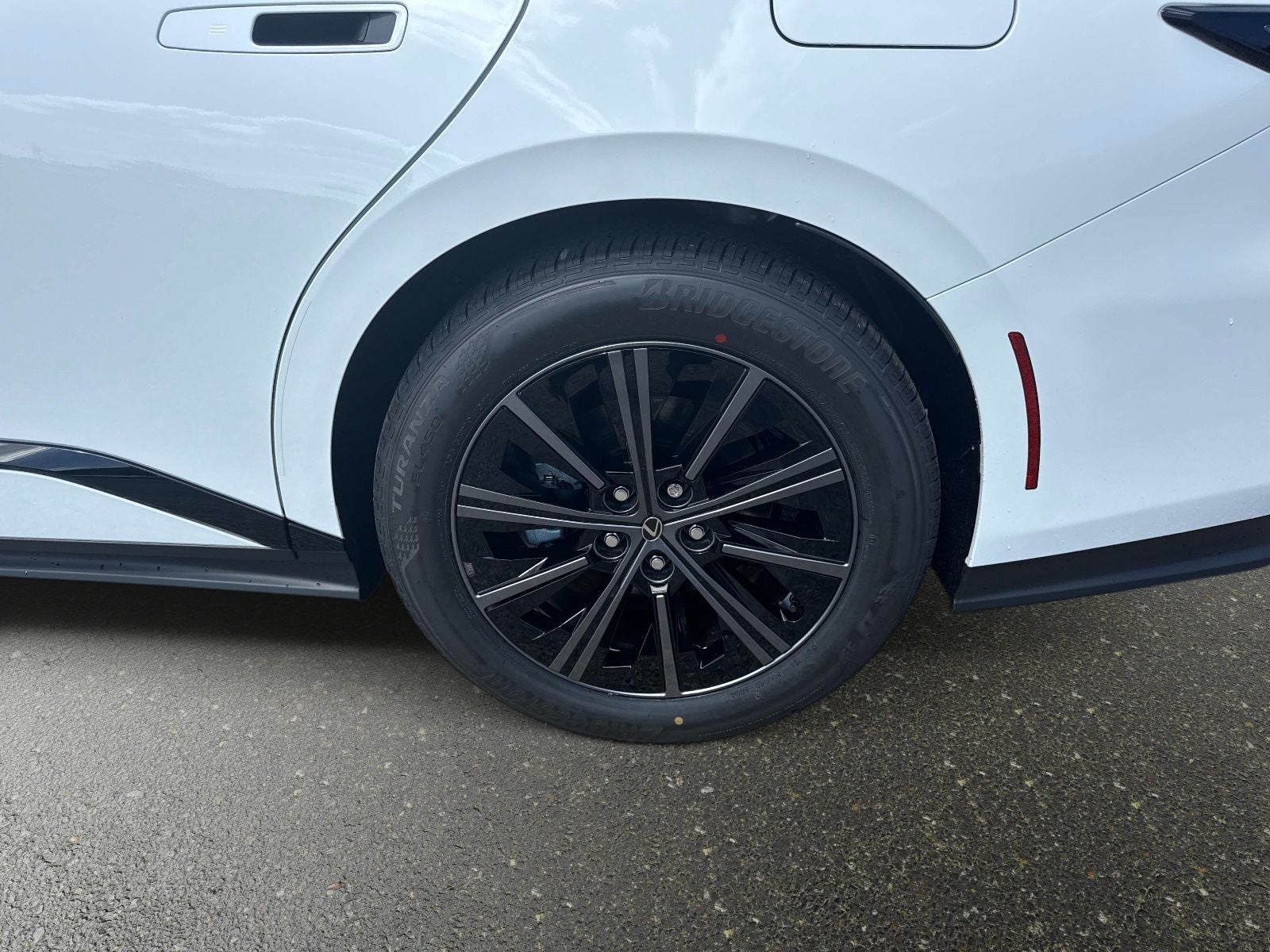 2026 Lexus ES 350h Premium+