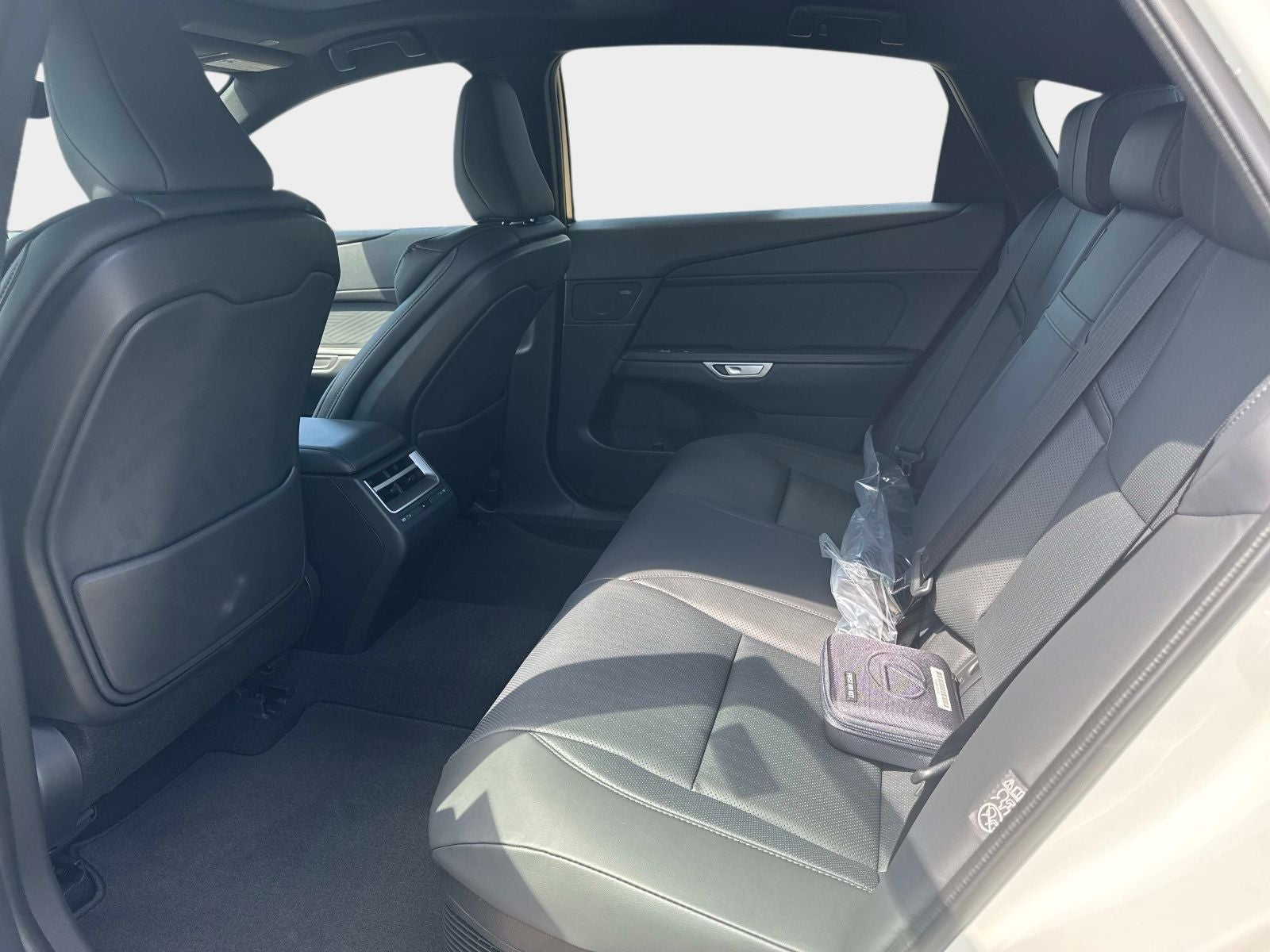 2026 Lexus ES 350h Premium+