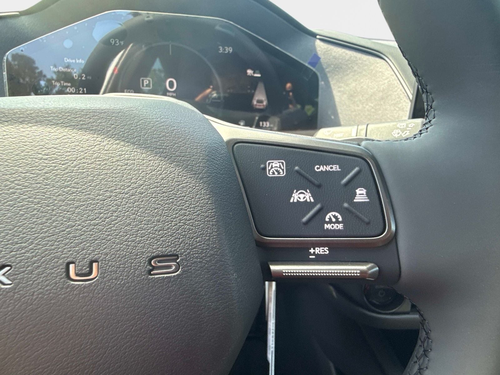 2026 Lexus ES 350h Premium+
