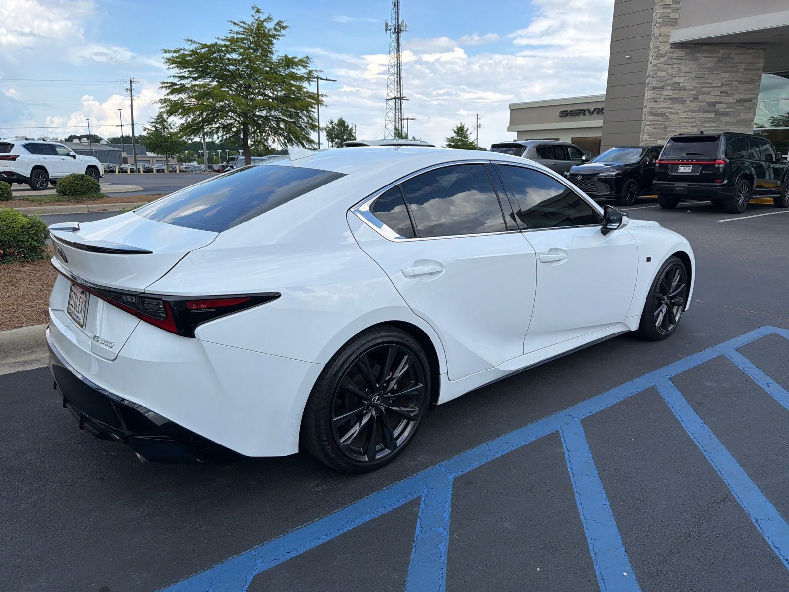 2024 Lexus IS 350 F SPORT Design