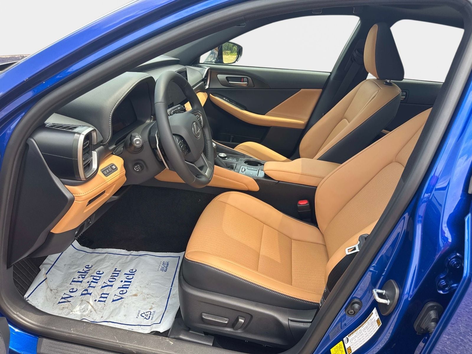 2026 Lexus IS 350 F SPORT Design