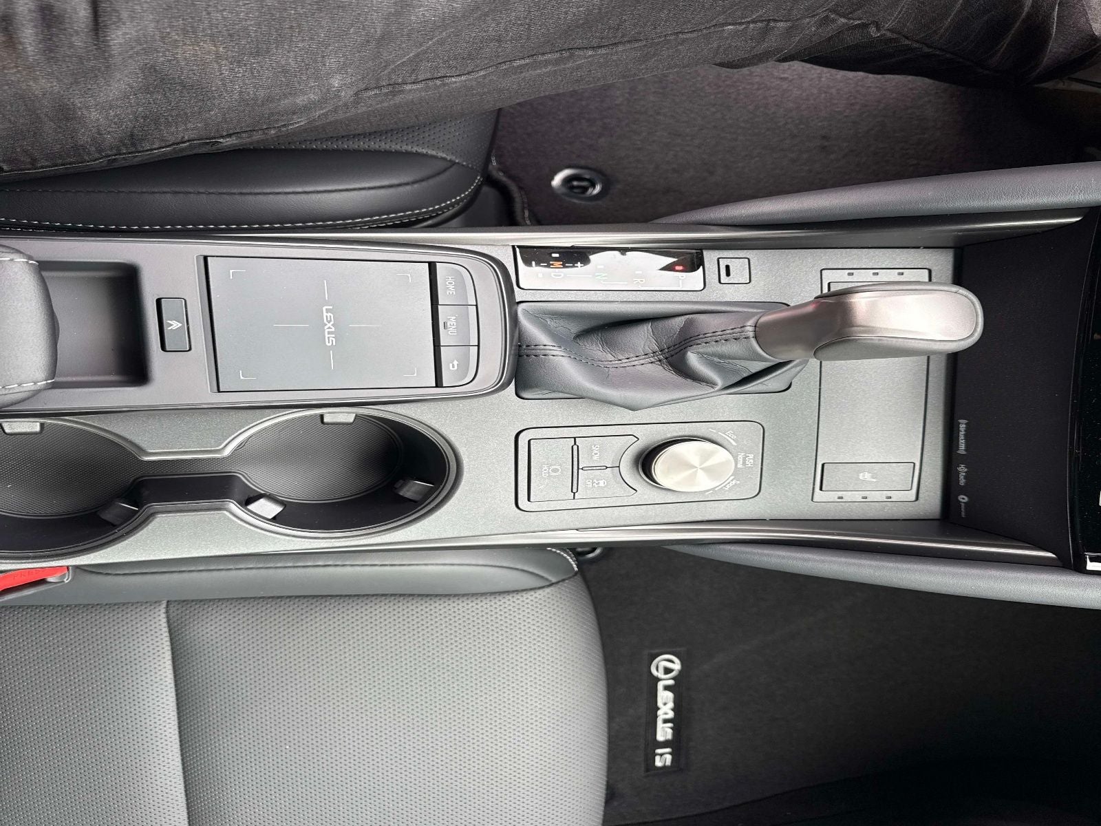 2025 Lexus IS 350 F SPORT Design