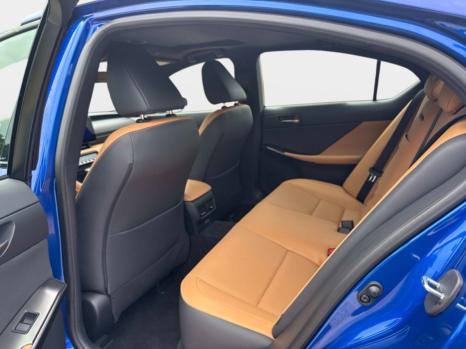 2026 Lexus IS 350 F SPORT Design
