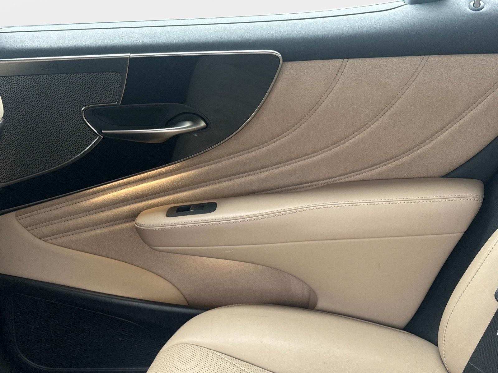 2022 Lexus LS 500 Base