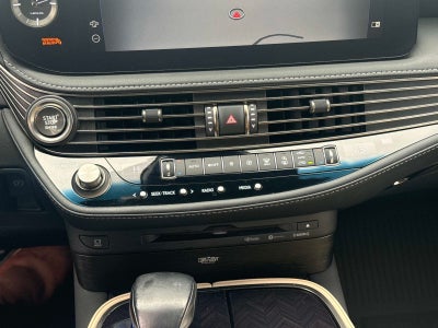 2022 Lexus LS 500 Base