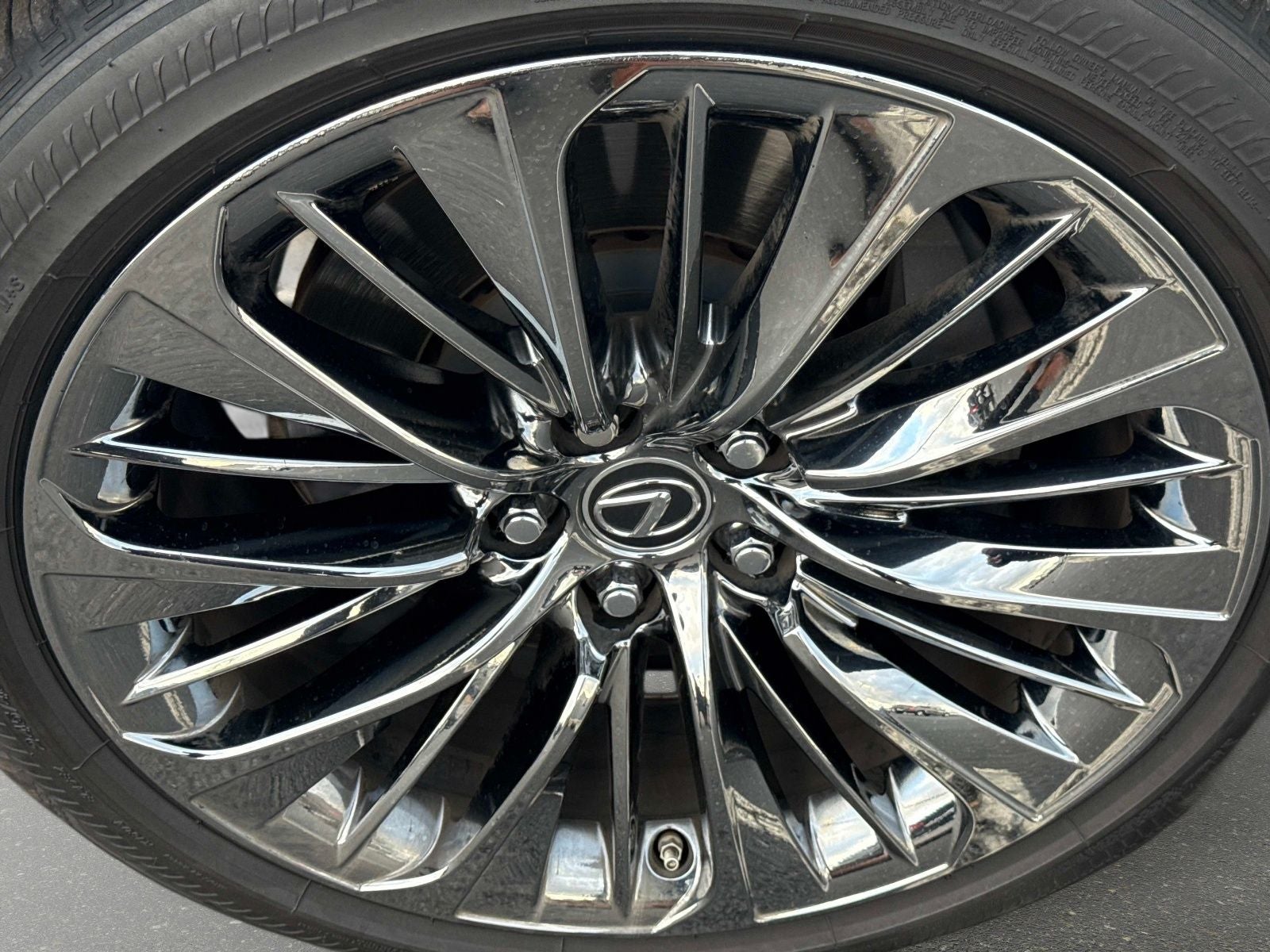 2022 Lexus LS 500 Base