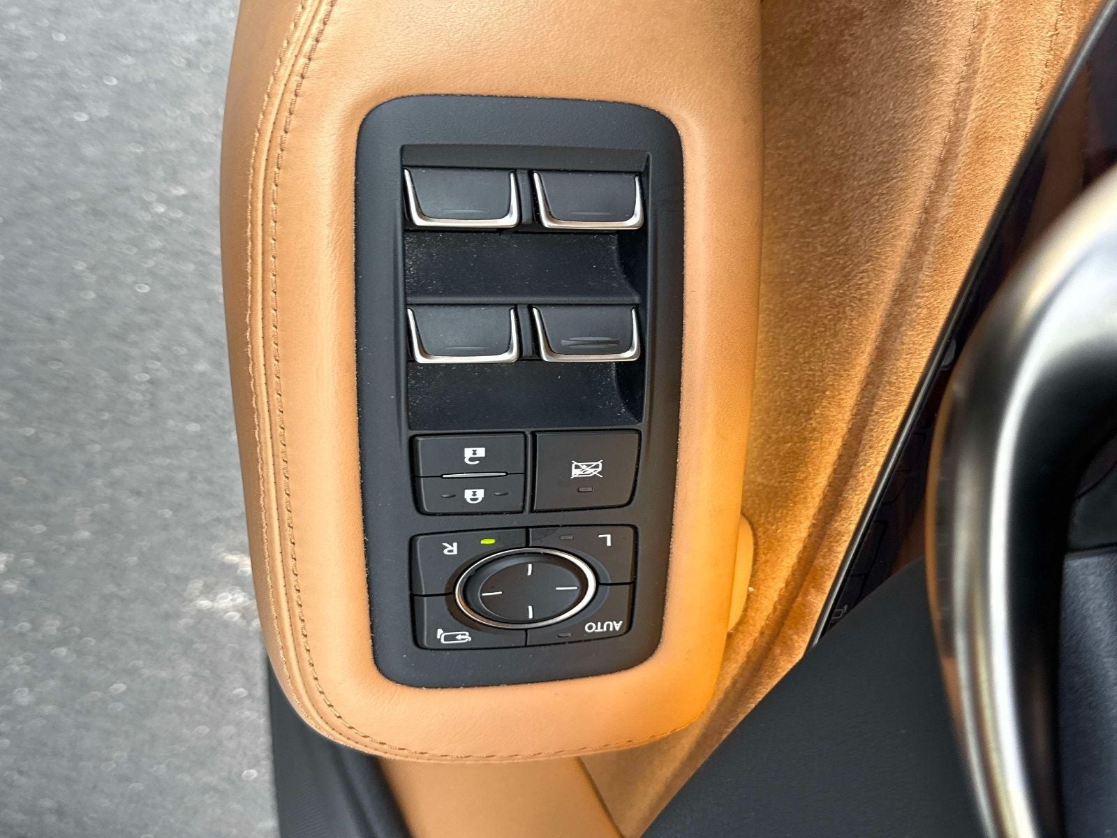 2022 Lexus LS 500 Base