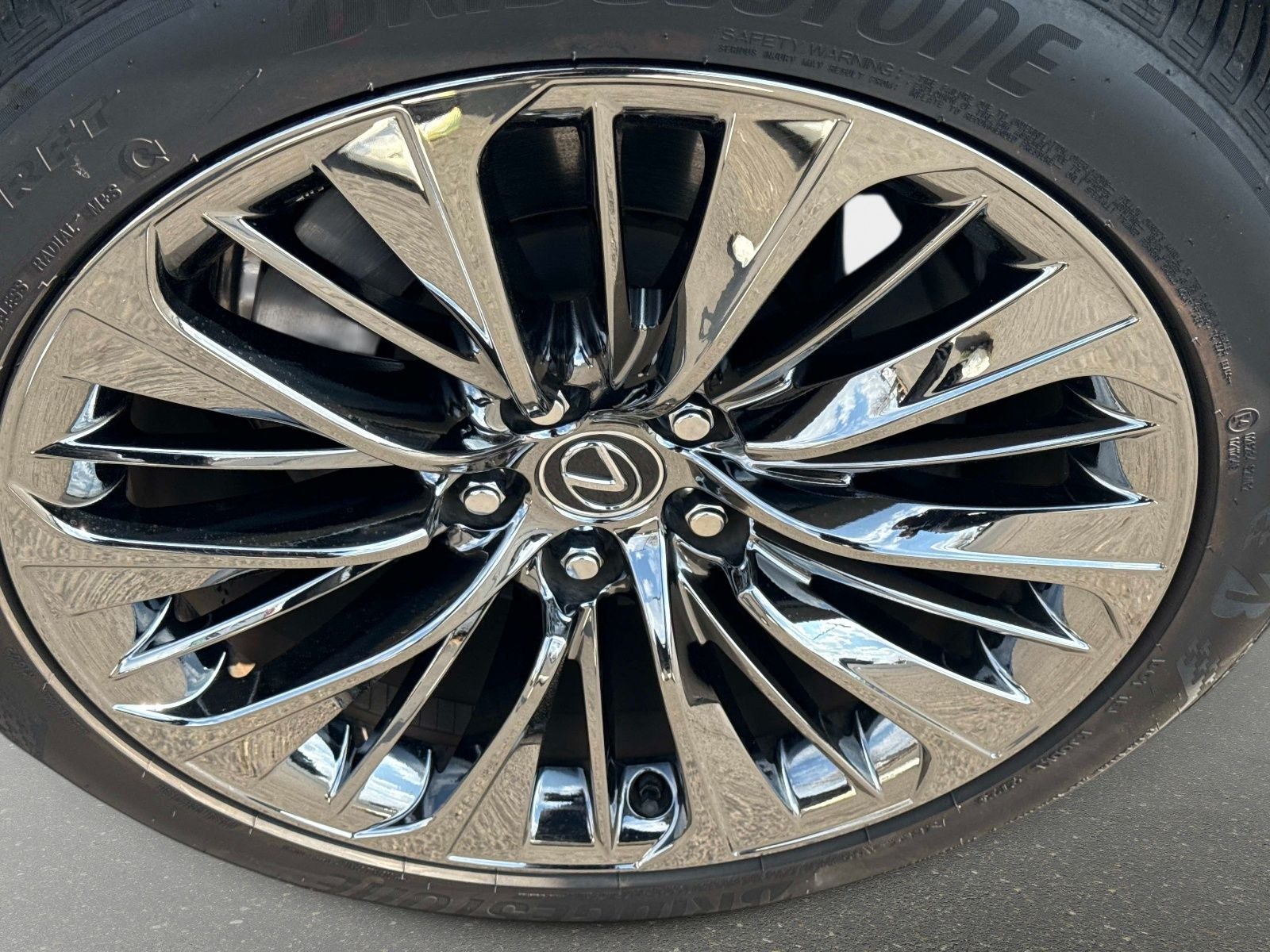 2023 Lexus LS 500 Base