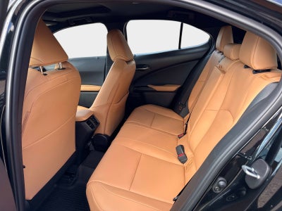 2026 Lexus UX 300h Premium