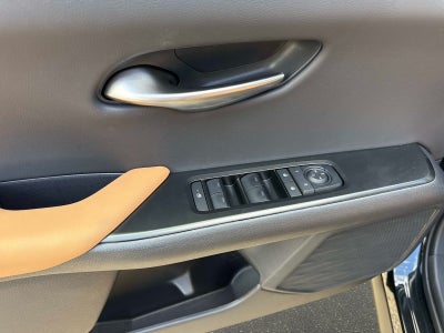 2026 Lexus UX 300h Premium