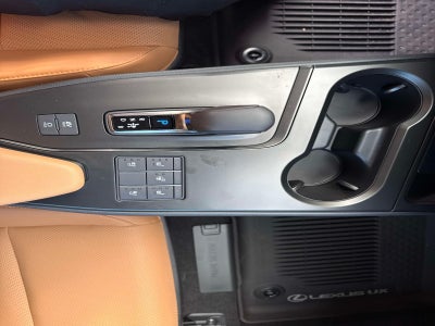 2026 Lexus UX 300h Premium