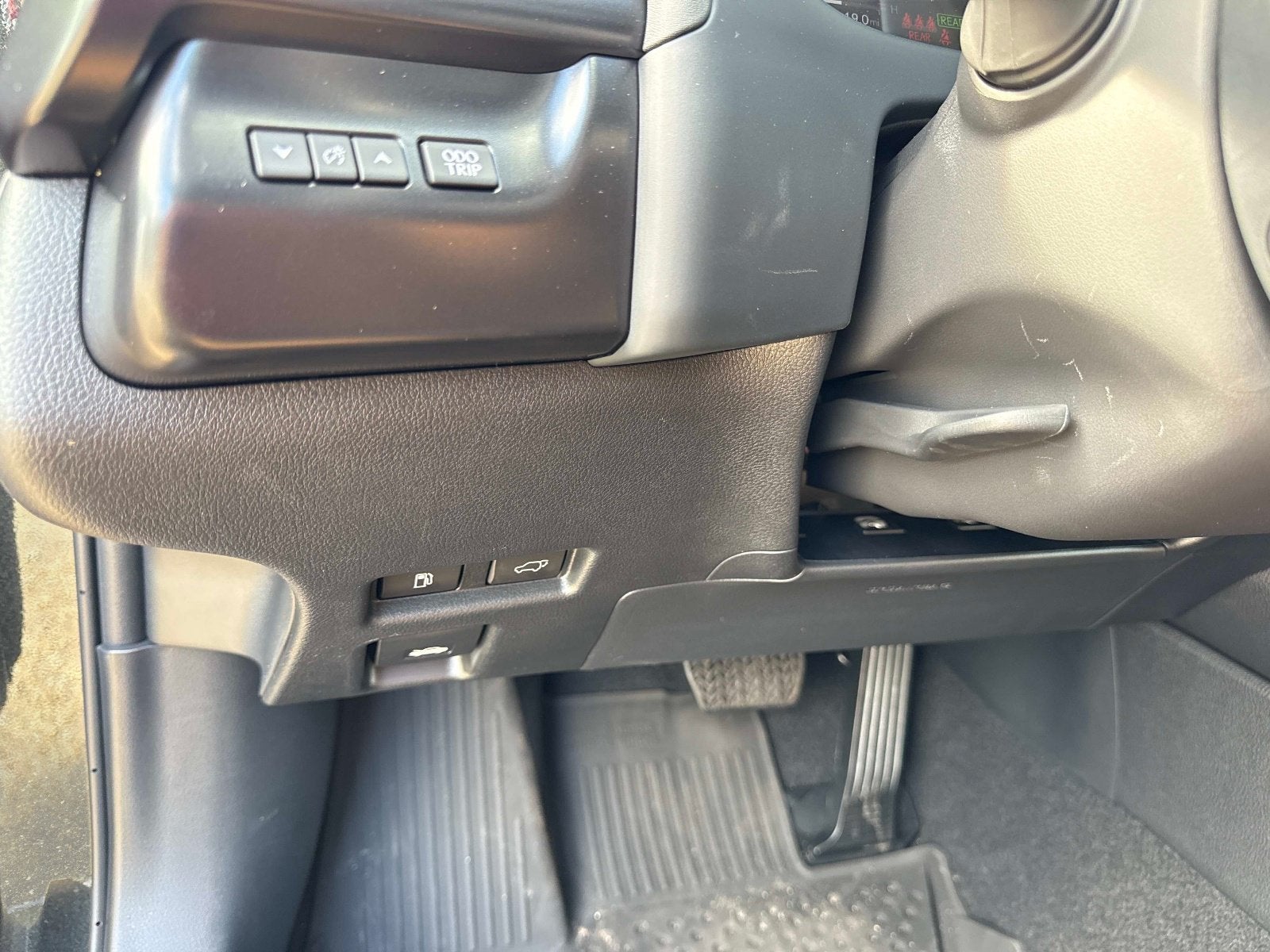 2026 Lexus UX 300h Premium