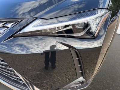 2026 Lexus UX 300h Premium