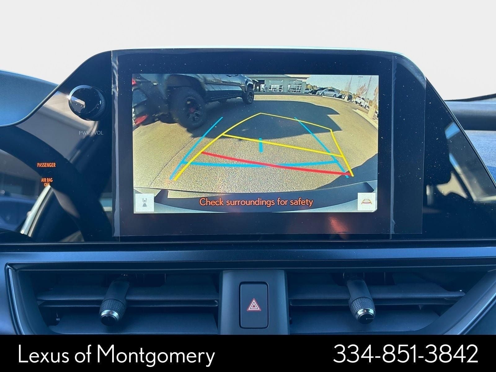 2025 Lexus UX 300h Premium