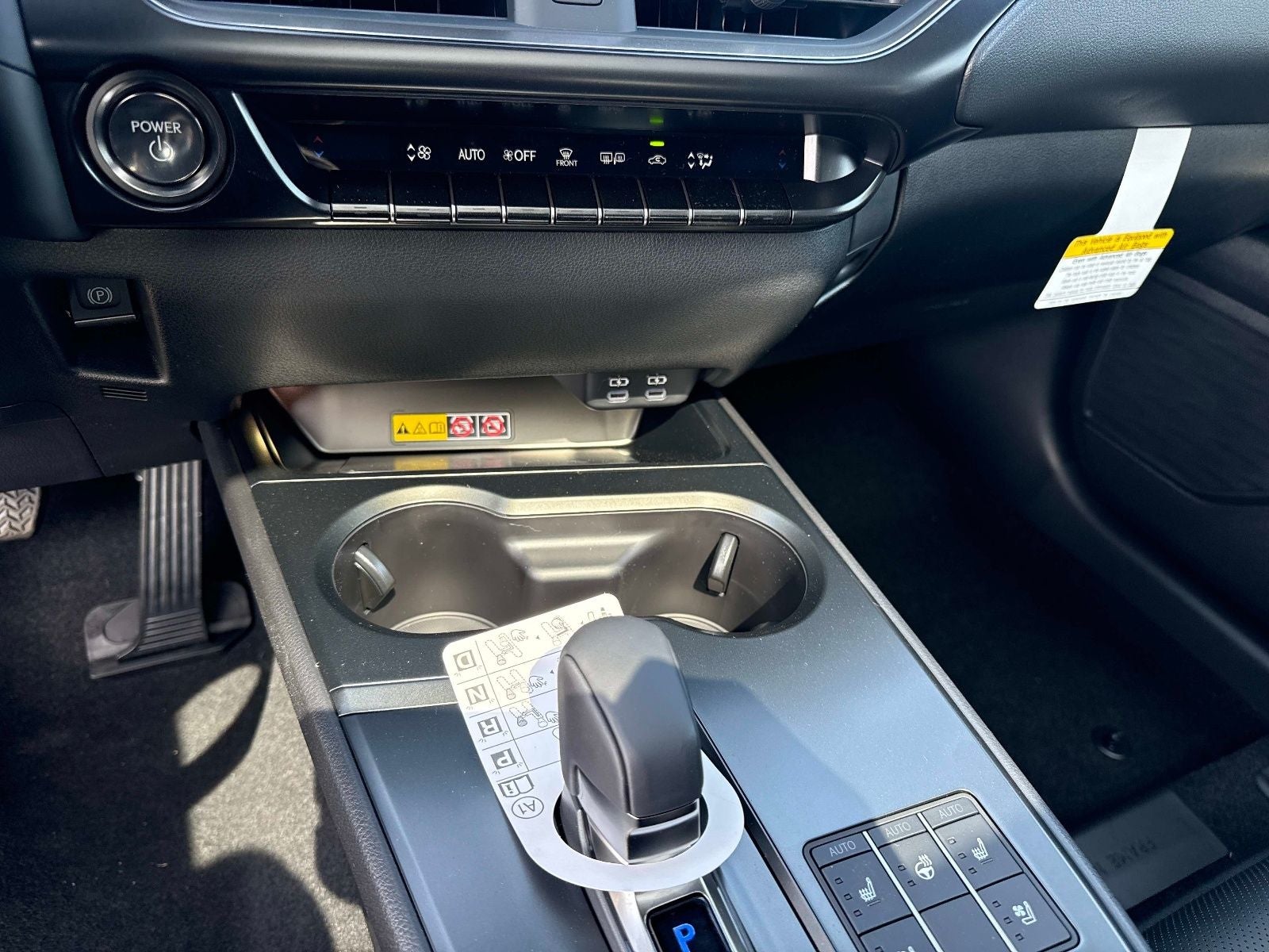 2026 Lexus UX 300h Premium