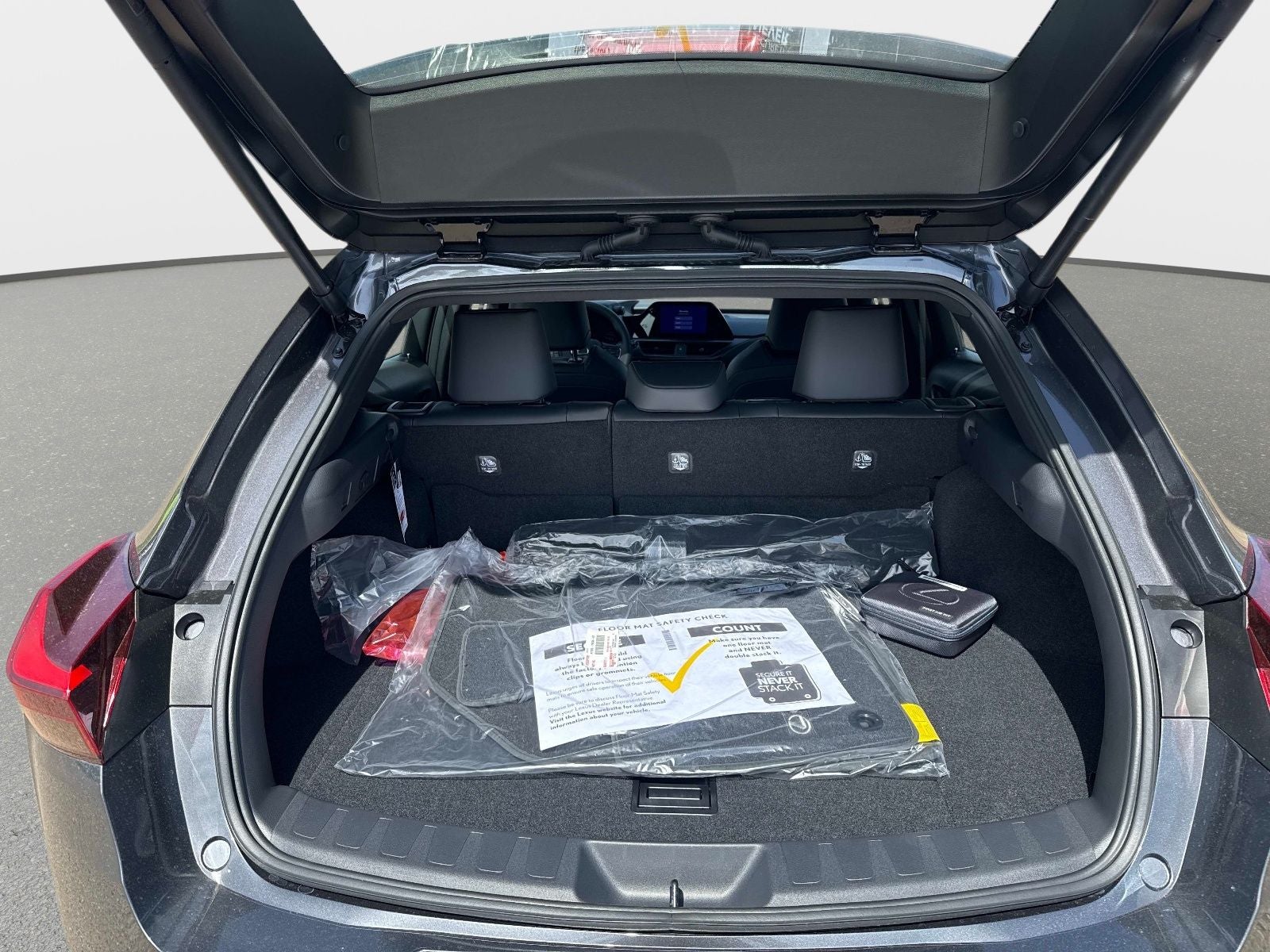 2026 Lexus UX 300h Premium