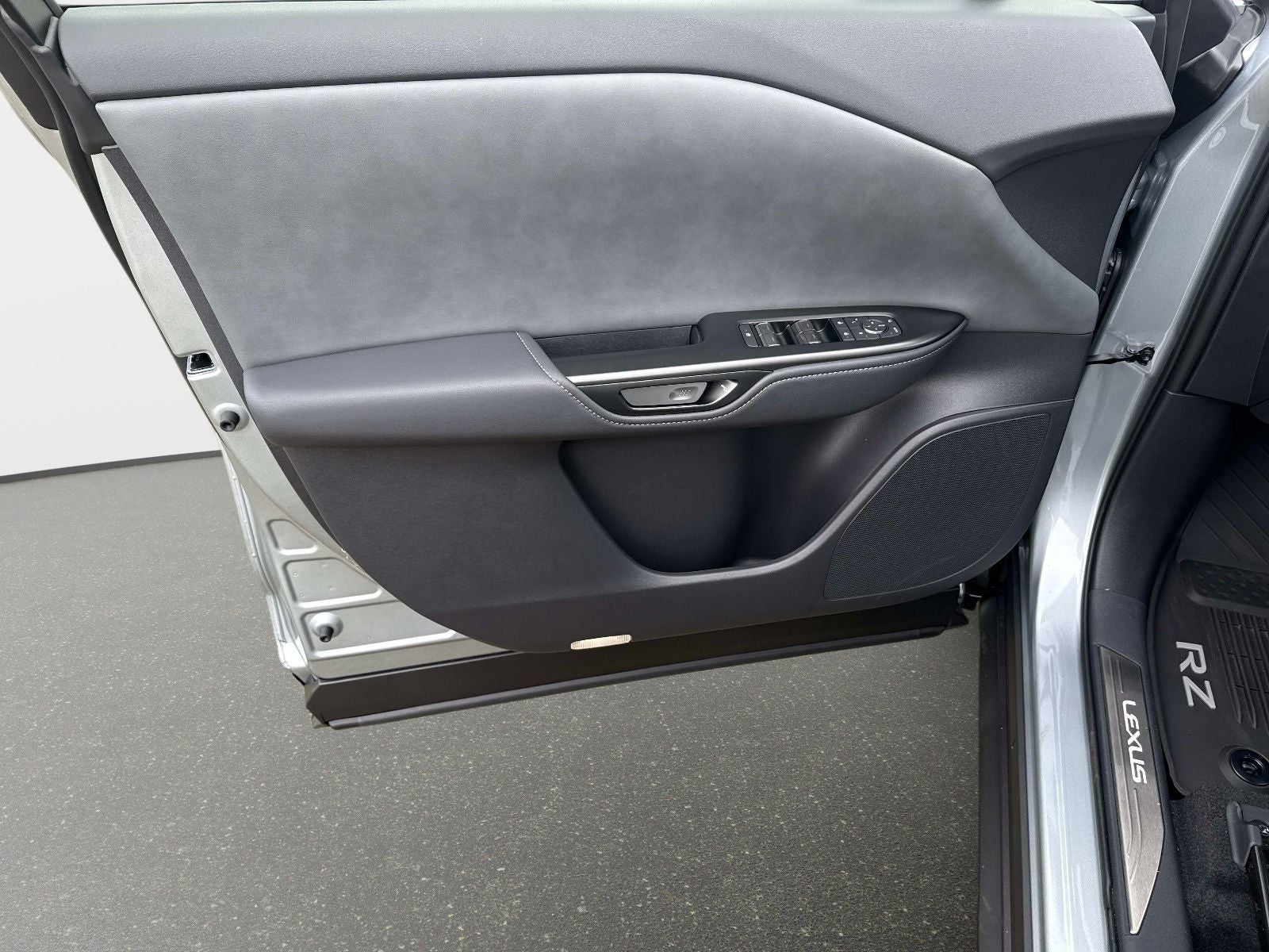 2026 Lexus RZ RZ 350e Premium