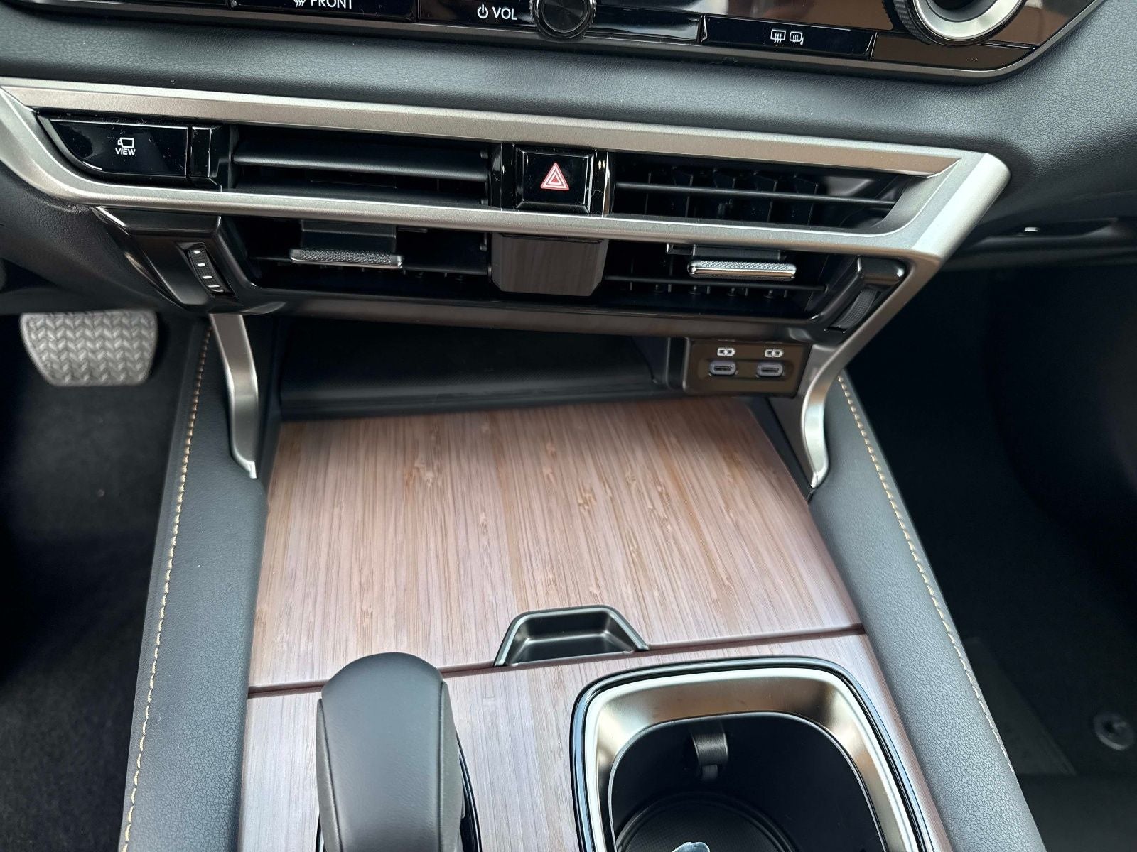 2026 Lexus RX 450h+ Premium