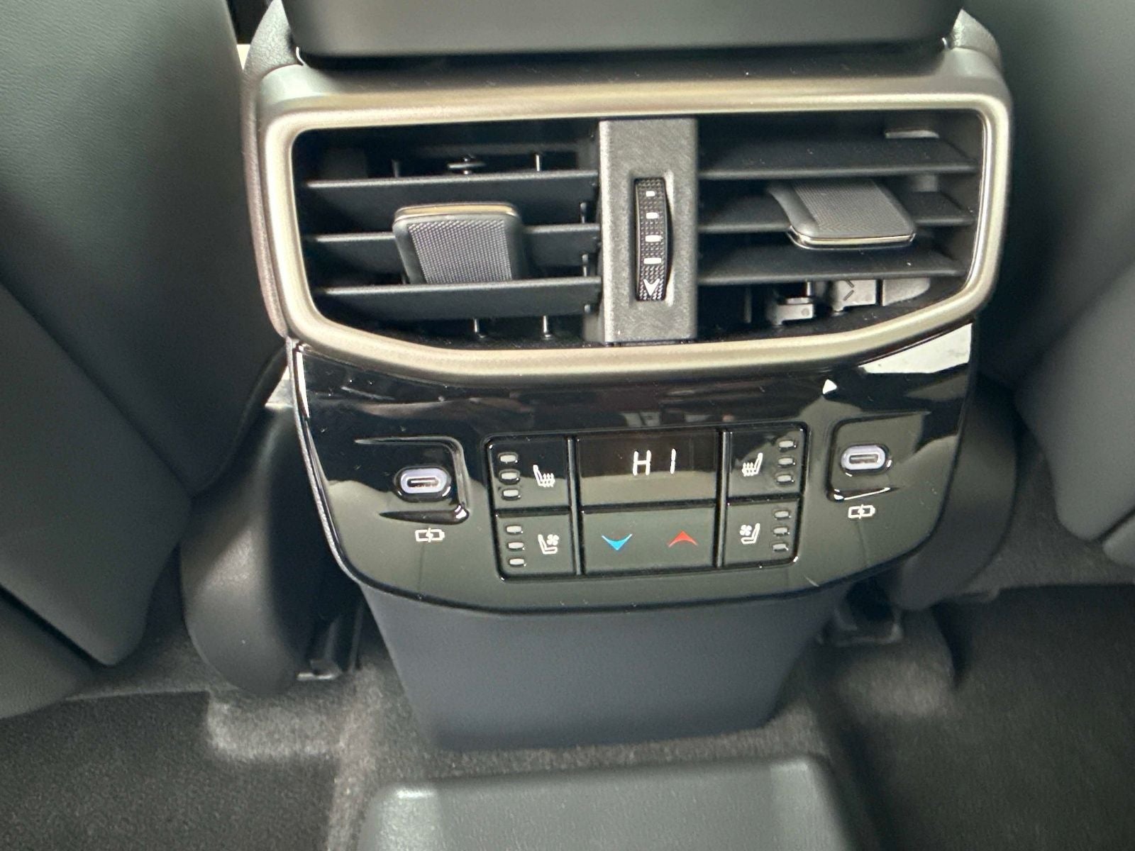 2025 Lexus RX 450h+ Luxury