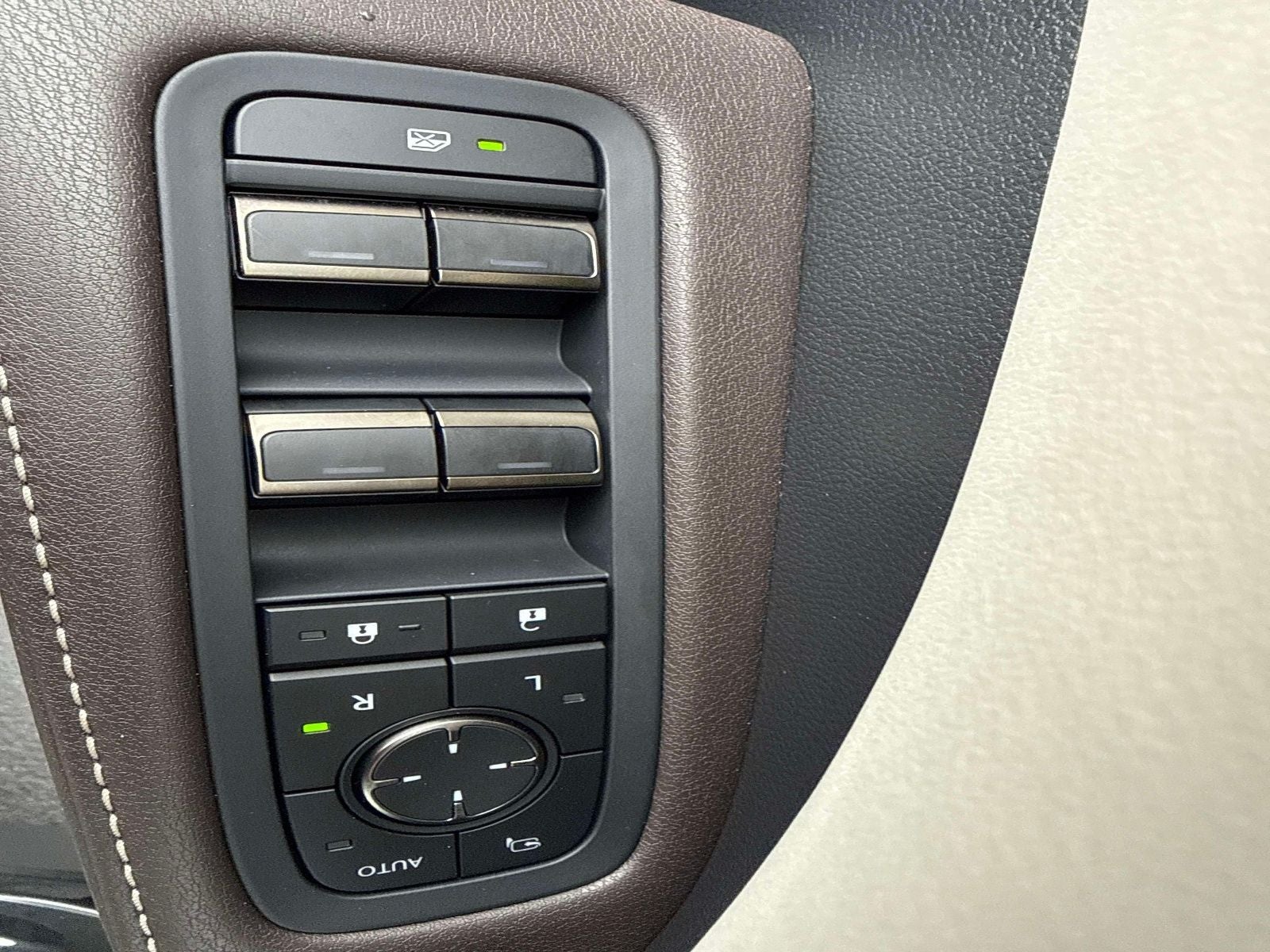 2025 Lexus RX 450h+ Luxury