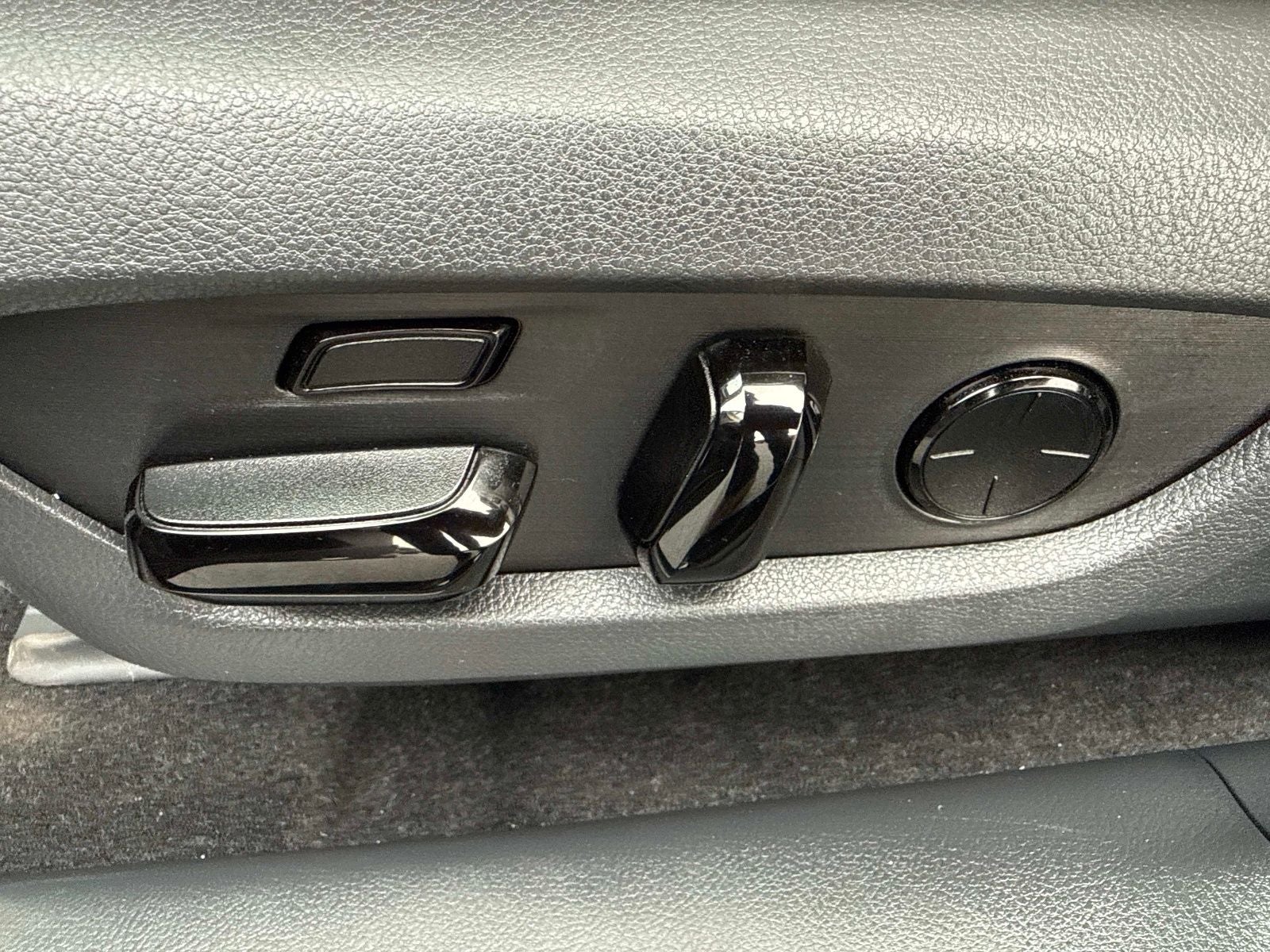 2025 Lexus RX 450h+ Luxury