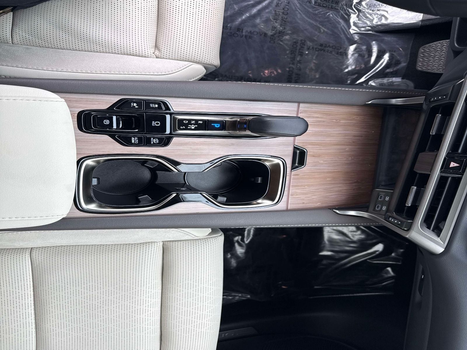 2025 Lexus RX 450h+ Luxury