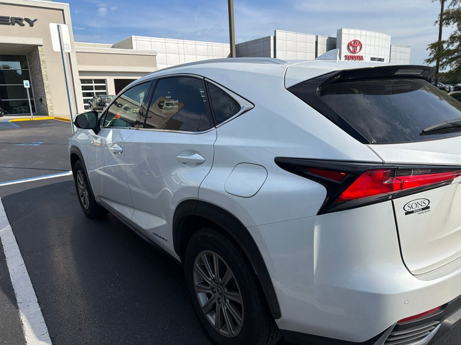 2021 Lexus NX 300h