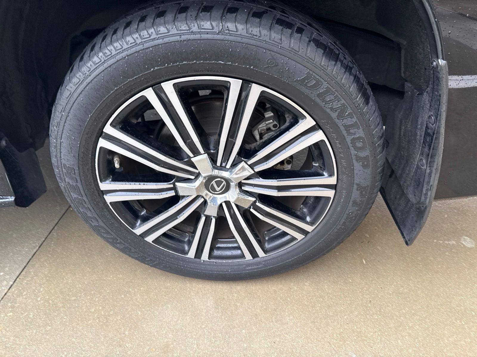2020 Lexus LX 570