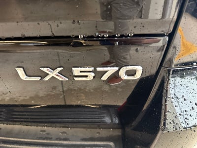 2020 Lexus LX 570