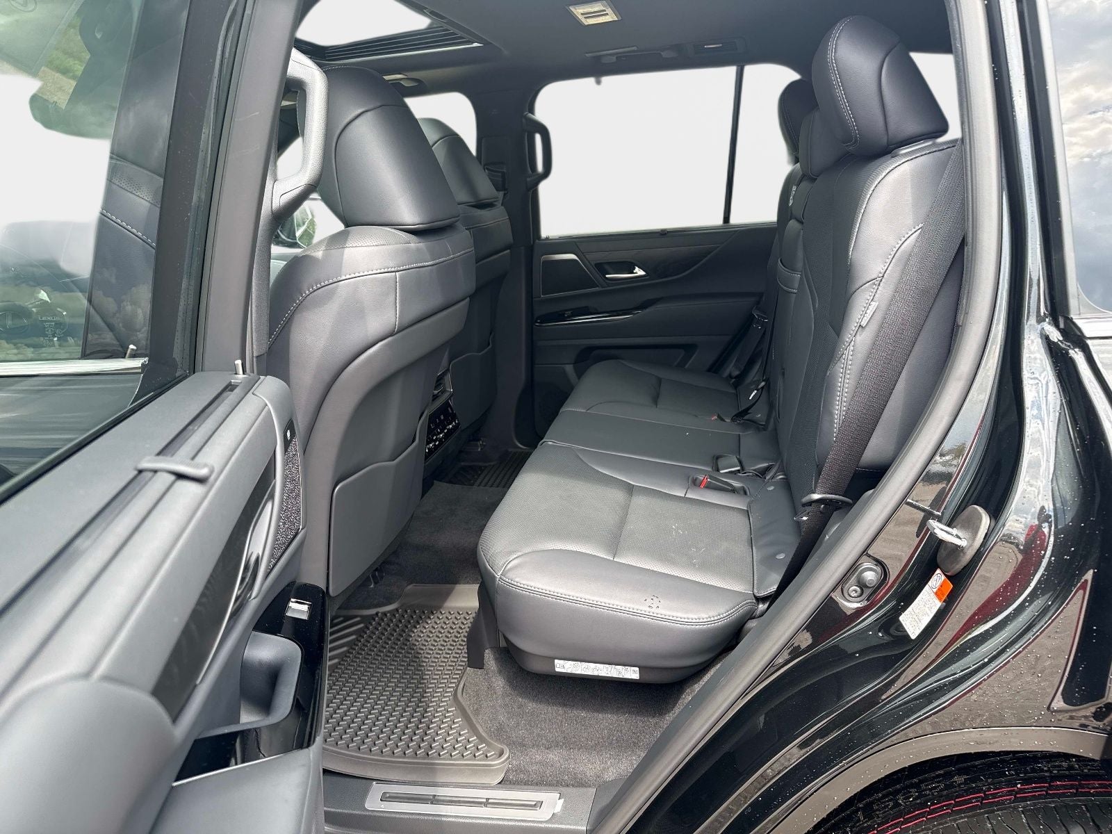 2026 Lexus LX 600 Luxury