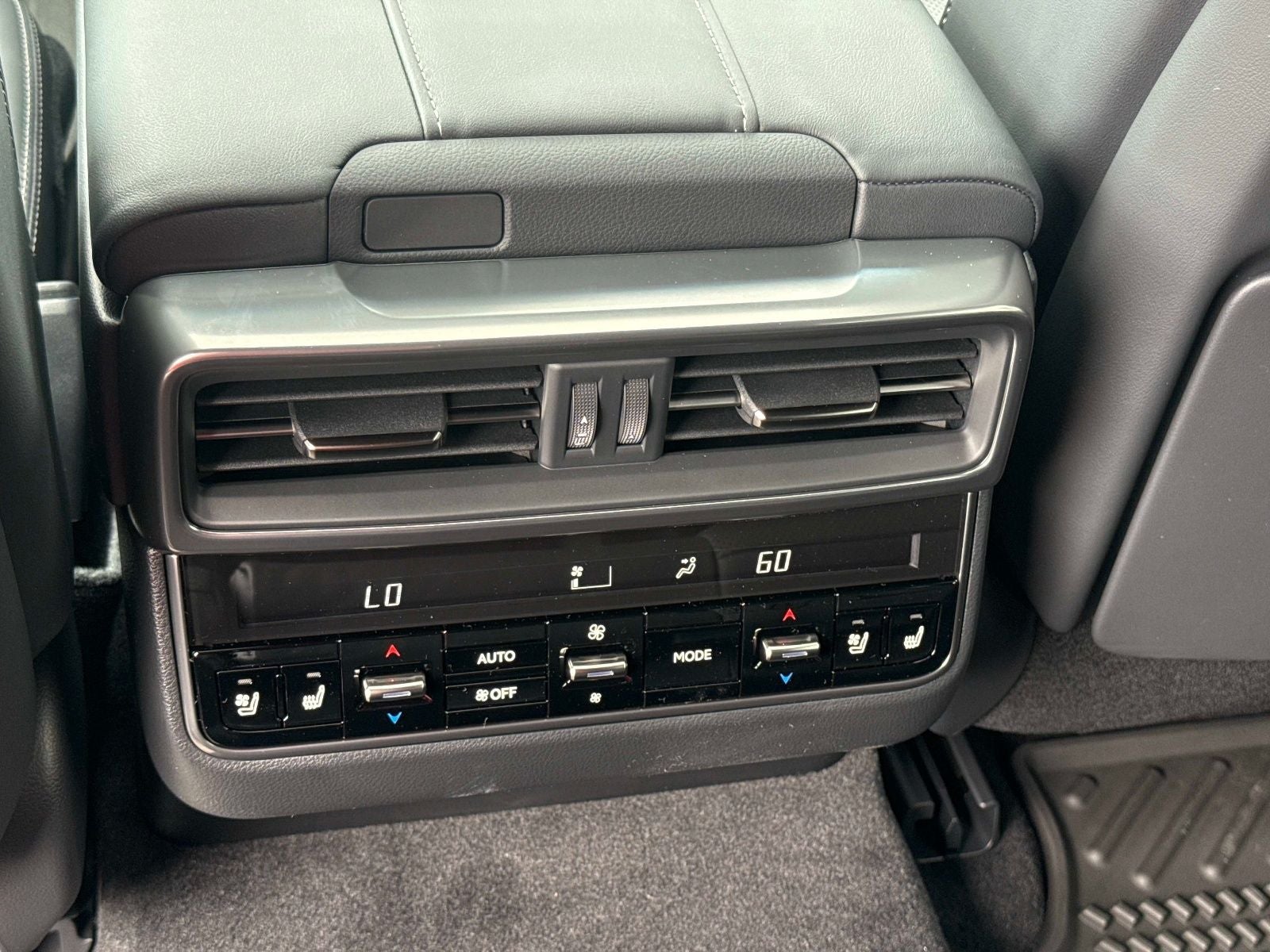 2026 Lexus LX 600 Luxury