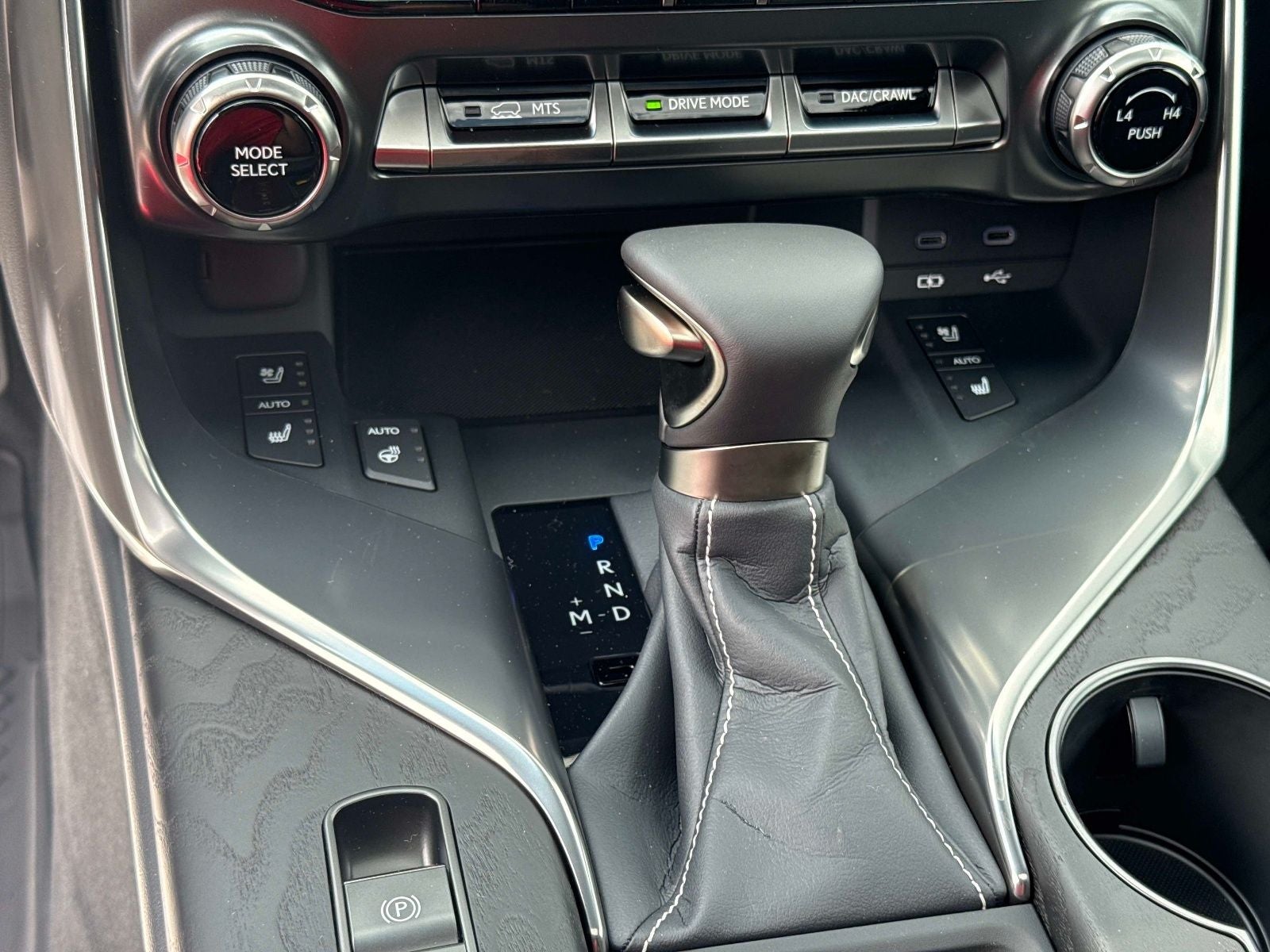 2026 Lexus LX 600 Luxury