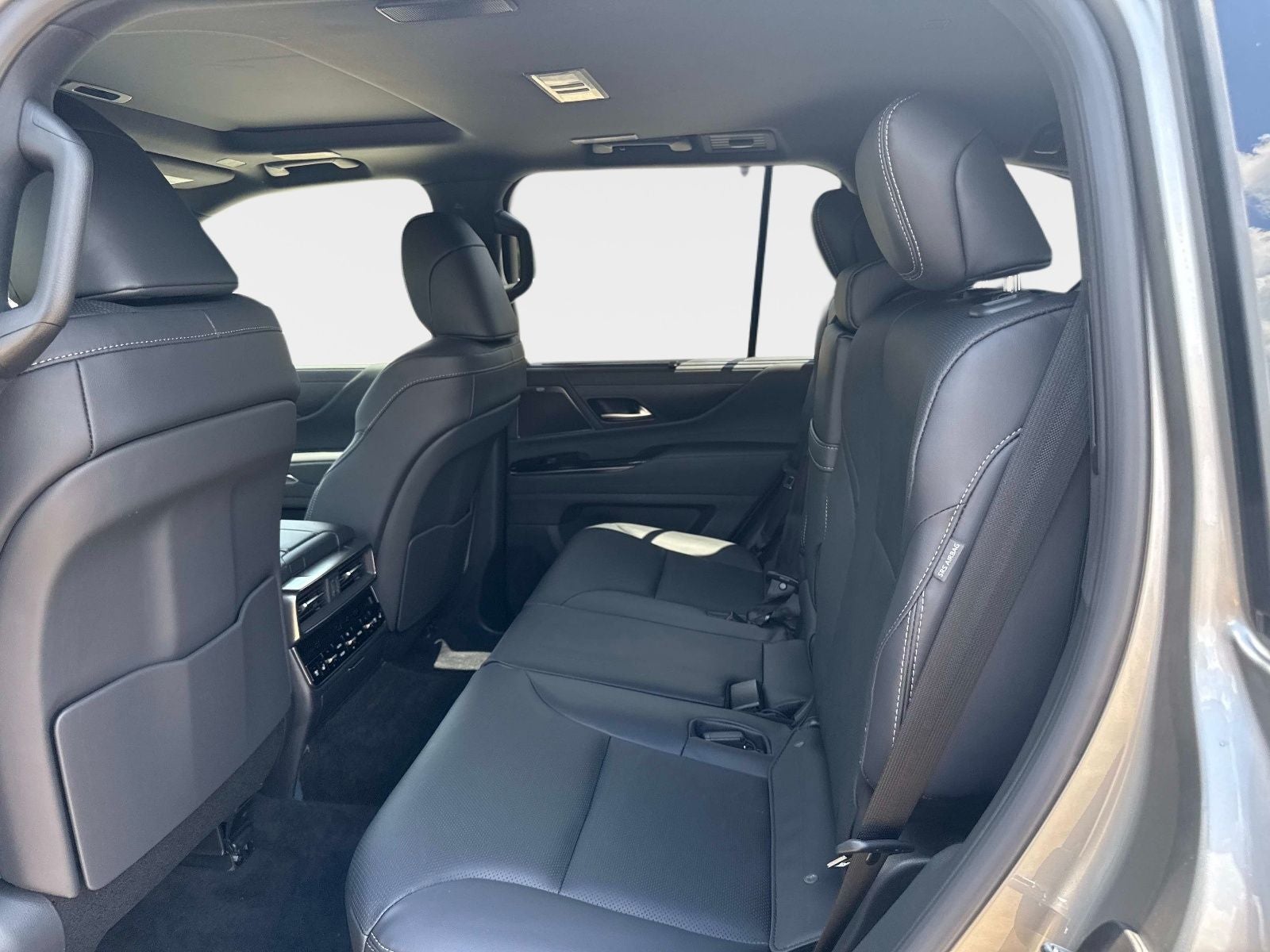 2026 Lexus LX 700h Luxury