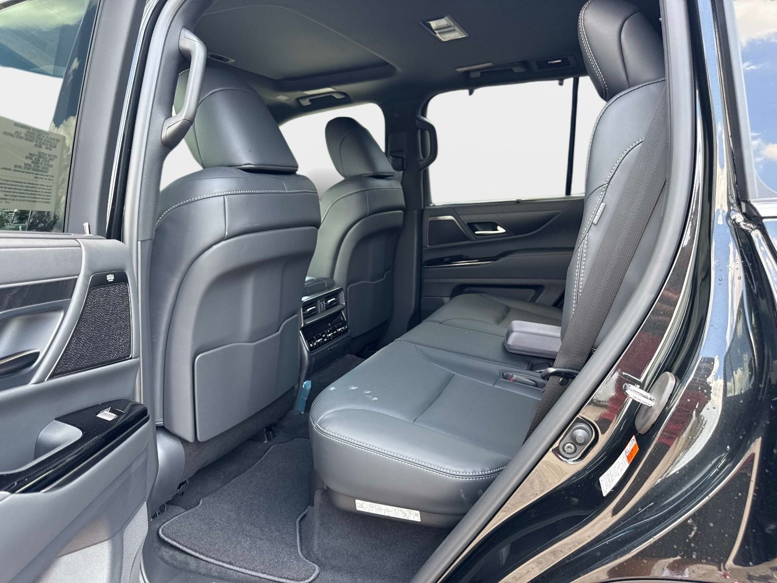 2026 Lexus LX 700h Luxury