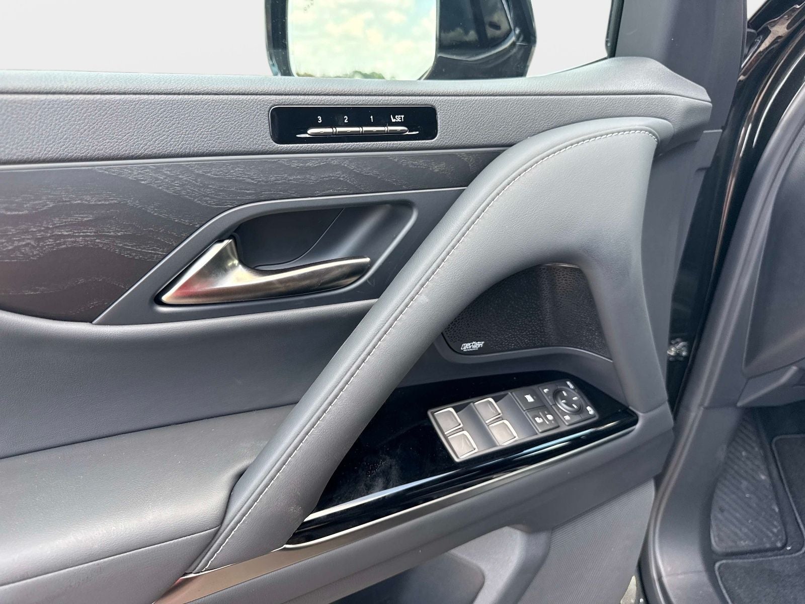 2026 Lexus LX 700h Luxury